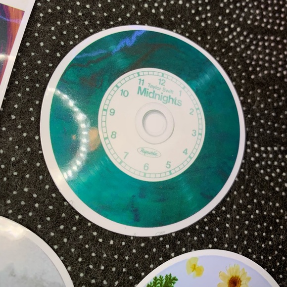 New - 8 Pack Taylor Swift Waterproof Vinyl Tumbler Stickers Midnights Folklore - Picture 10 of 16